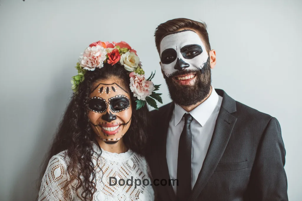 12 Cute and Spooky Halloween Date Ideas