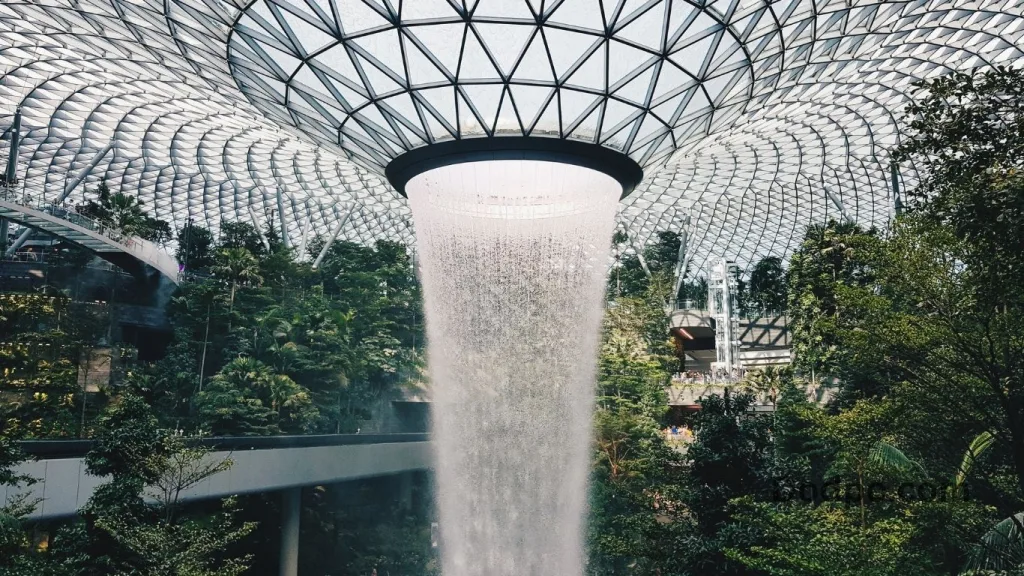 Fall-Themed Water or Glass Displays