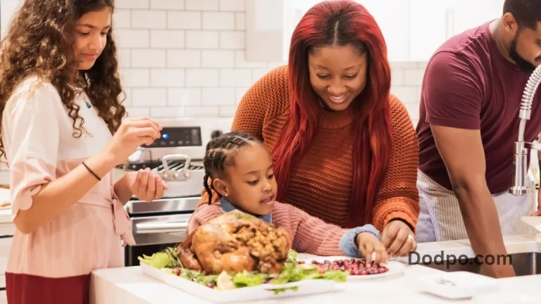 Thanksgiving Hosting Ideas to Make Your Home Feel Festive and Welcoming