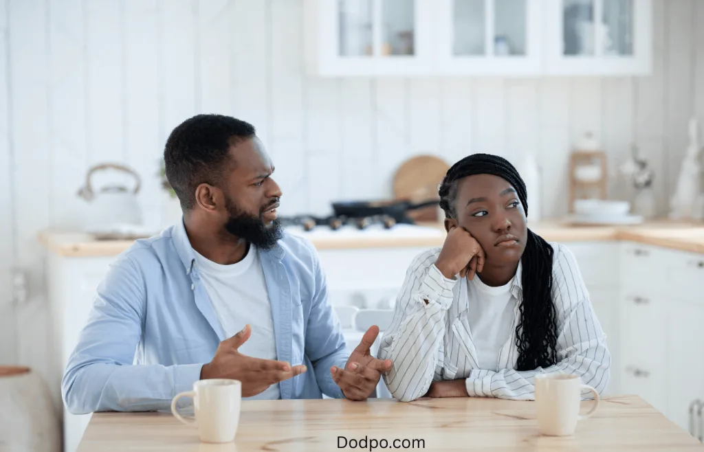 Signs of a lack of communication in a relationship