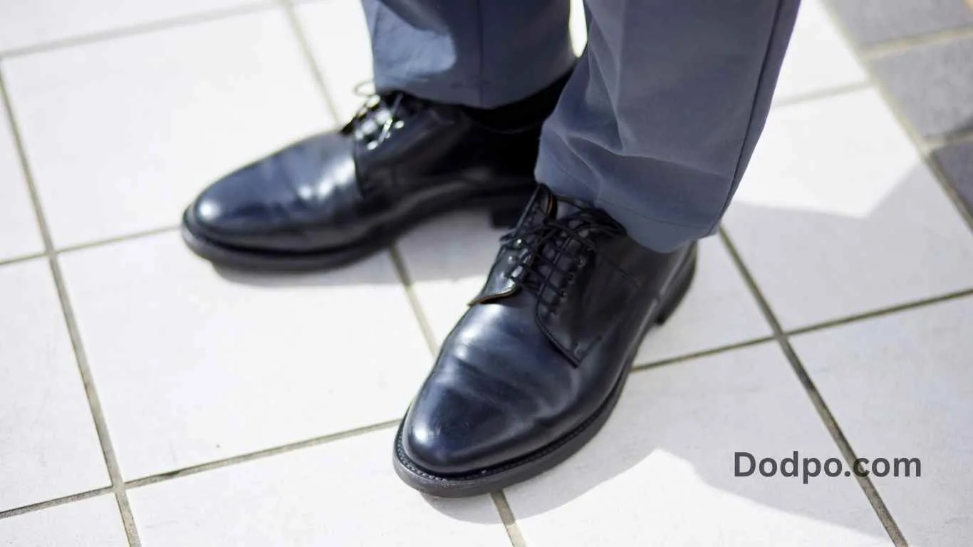 Dress Simple with Shoes Statement