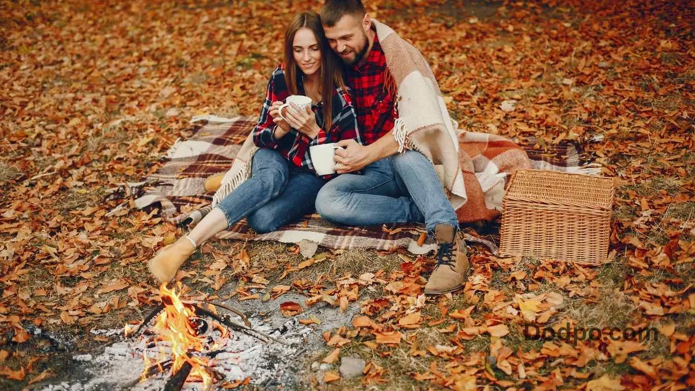 Picnic Date Ideas for Every Season, Mood, and Relationship Stage