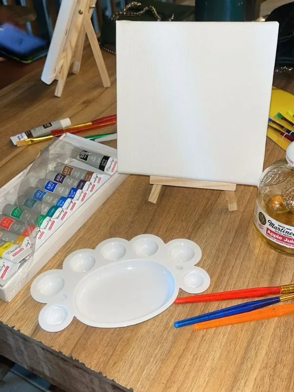 Romantic-Paint-and-Sip-Alcohol-Free-Date-Night-Ideas-I-Absolutely-Love