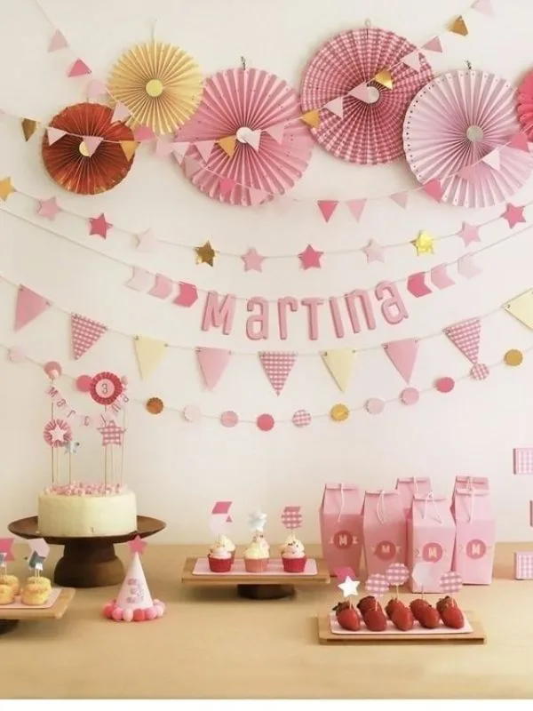 Eye-Catching-10th-Birthday-Decoration-Ideas