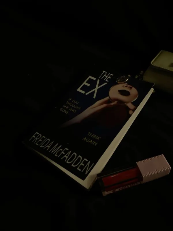 Love-Island-Inspired-Bachelorette-Villa-Games-For-Girl's-Getaway