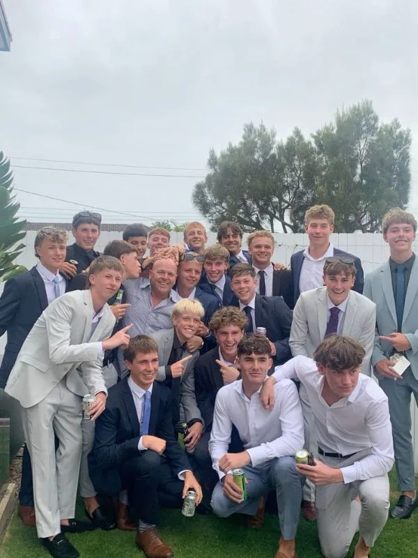 Best-Male-Graduation-Party-Ideas-for-Boys-and-Guys