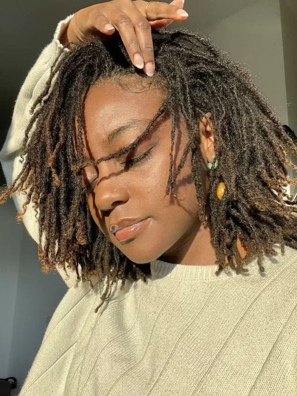 How-to-refresh-corporate-locs-without-washing
