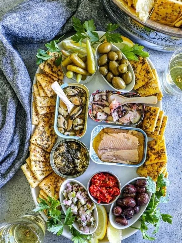 Tinned-fish-picnic-date-night-ideas