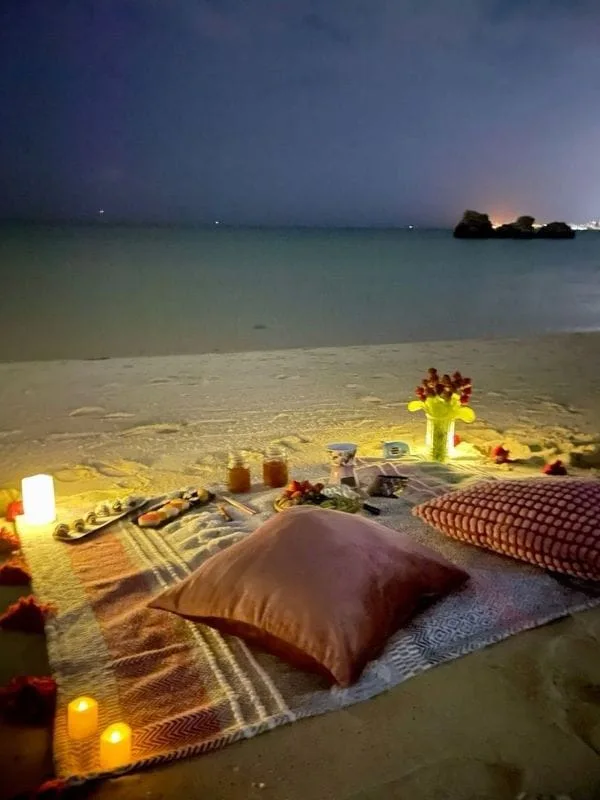 Tinned-fish-picnic-date-night-ideas