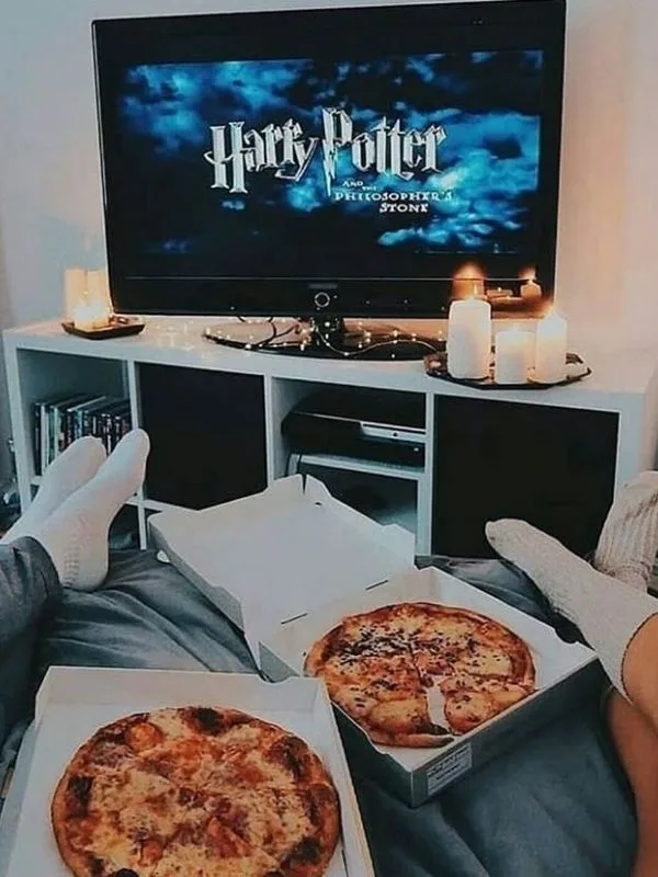 Cozy-Movie-Night-Ideas-for-Couples