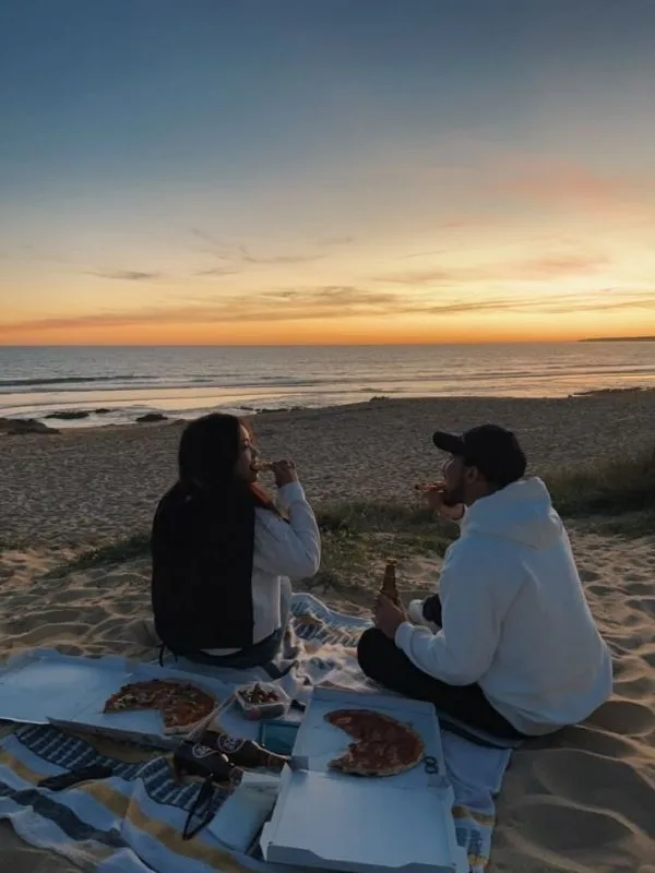 Fun-Indoor-Date-Ideas