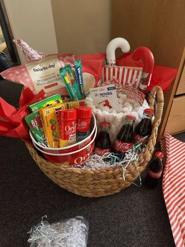 Graduation-Gift-Baskets-for-Her