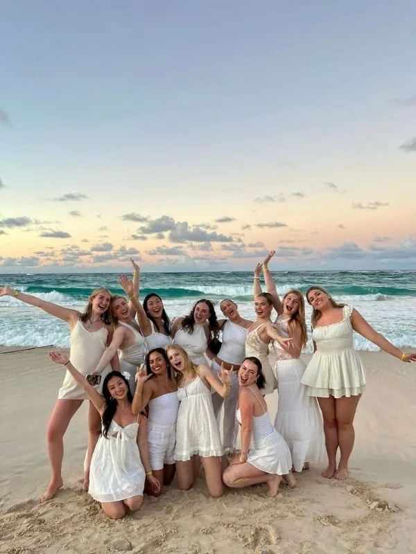 High-School-Graduation-Party-Ideas-for-Girls