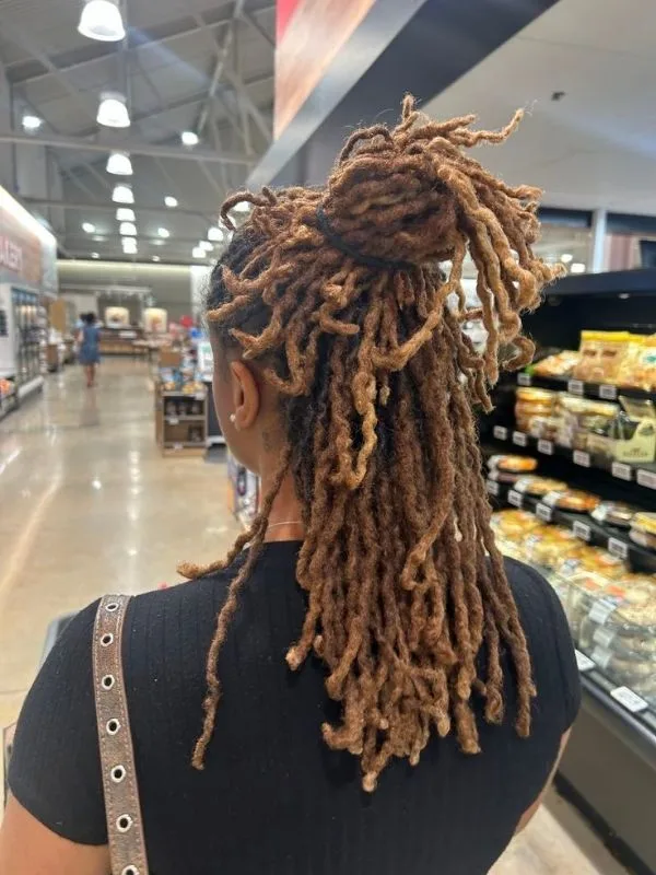 How-to-Style-Mid-Length-Locs-for-Business-Travel