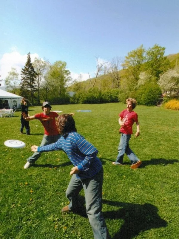 Backyard-Party-Games-for-Adults