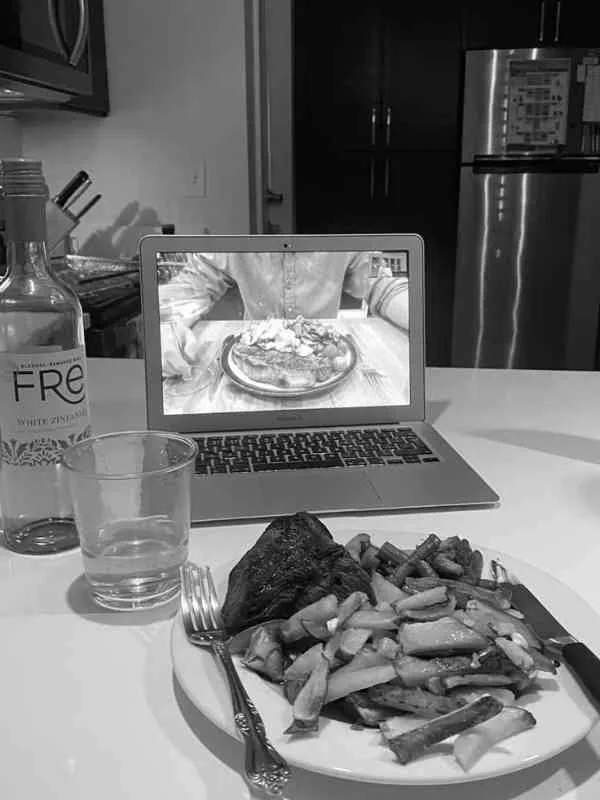 4th-of-July-Ideas-for-Long-Distance-Couples