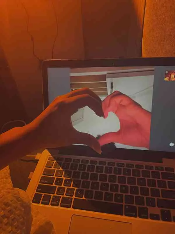 4th-of-July-Ideas-for-Long-Distance-Couples