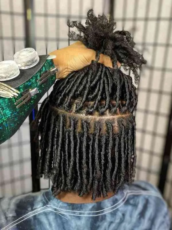 How-to-Start-Locs-Yourself-at-Home-Without-a-Loctician