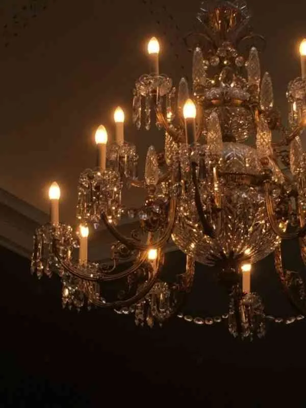 Midnight-Masquerade-Bachelorette-Decor-Ideas