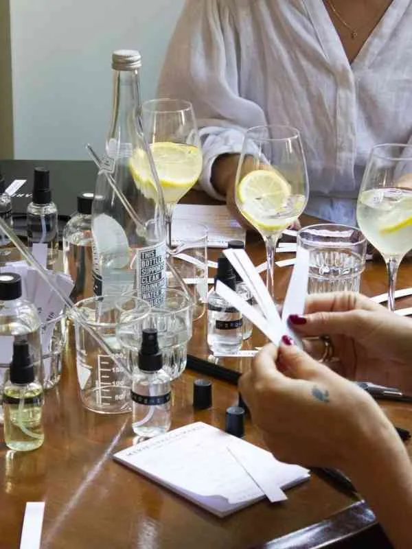 Scent-Stacking-Party-Ideas