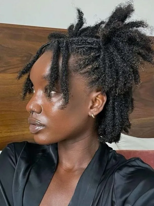 Locs-Styles-for-Black-Women-Entrepreneurs-Brand-Photoshoot