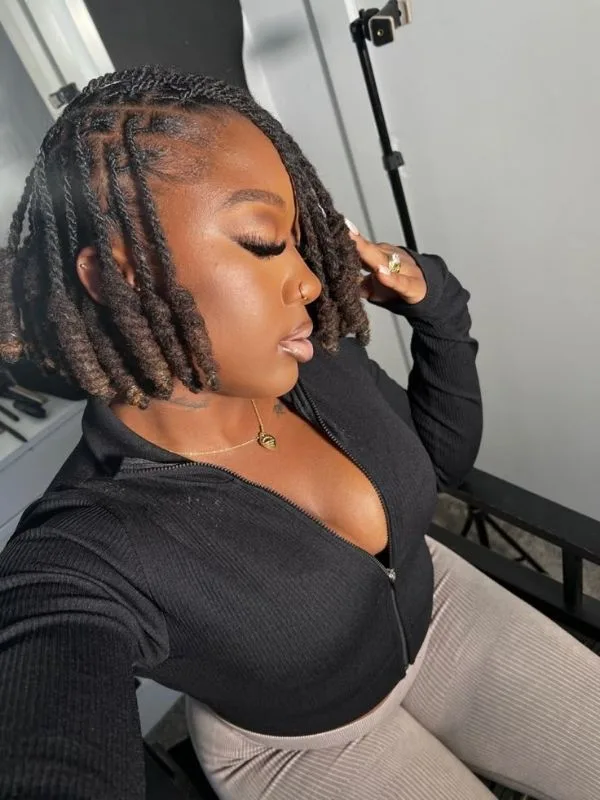 Locs-Styles-for-Black-Women-Entrepreneurs-Brand-Photoshoot