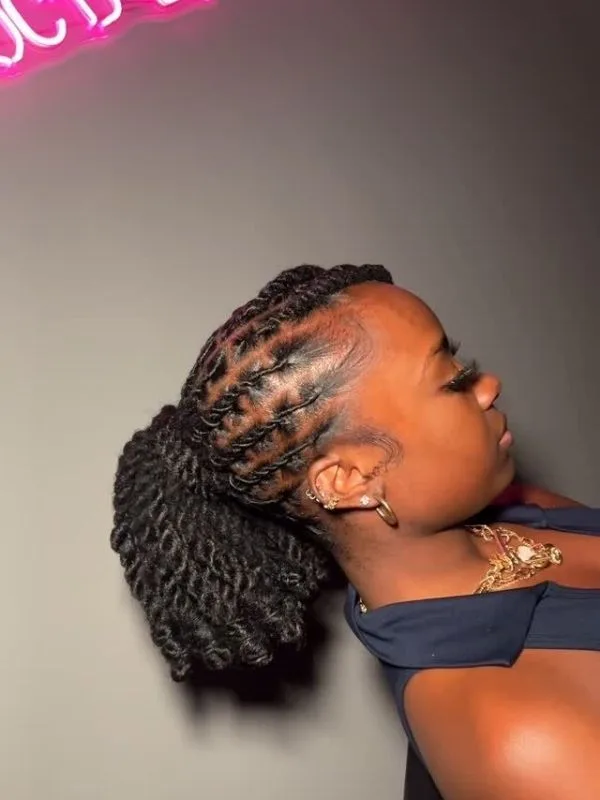 Locs-Styles-for-Black-Women-Entrepreneurs-Brand-Photoshoot