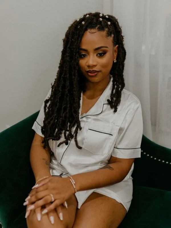 Stunning-Bridal-Locs-Hairstyles-for-Black-Women