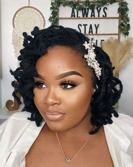 Vintage finger waves