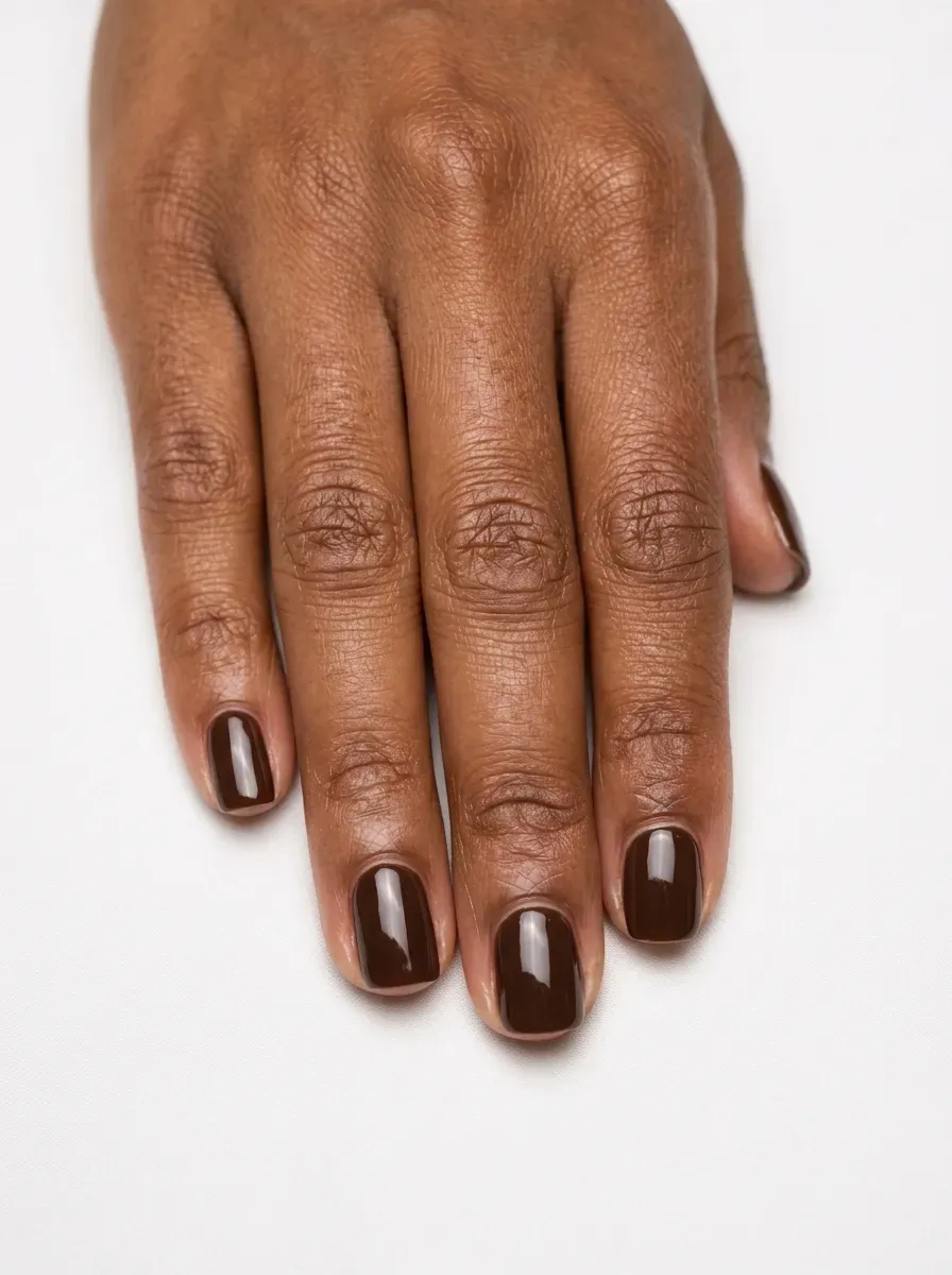 Short square espresso brown nails with glossy finish
